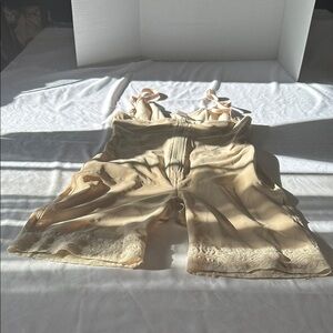 Elegant Cream Women's Shapewear